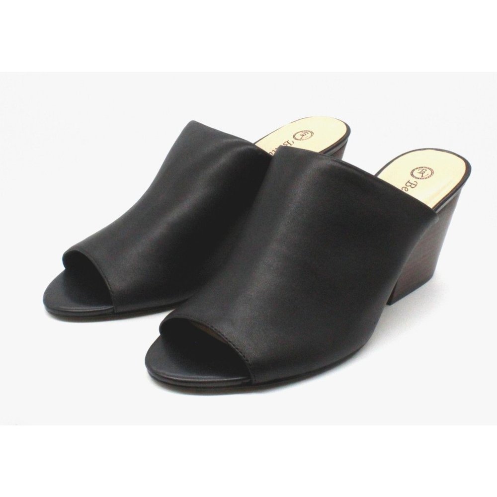Bella Vita Kathy Mule Sandals (Women) - Picture 4 of 8